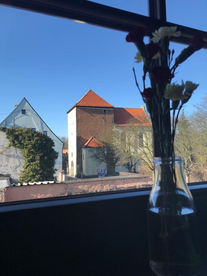 Stary Spichrz Kawiarnia & Noclegi Chełmno Esterno foto